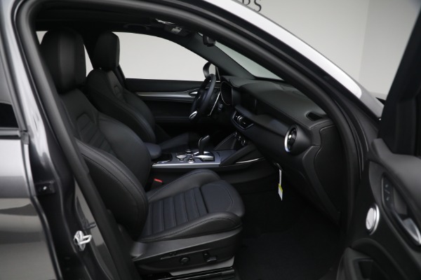 New 2024 Alfa Romeo Stelvio Veloce for sale $58,455 at Alfa Romeo of Westport in Westport CT 06880 22