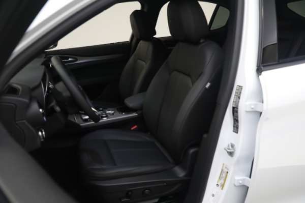 New 2024 Alfa Romeo Stelvio Ti for sale $53,820 at Alfa Romeo of Westport in Westport CT 06880 21