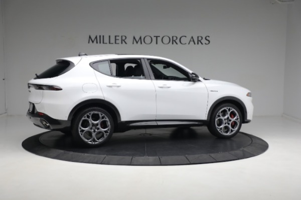 New 2024 Alfa Romeo Tonale Veloce for sale $56,640 at Alfa Romeo of Westport in Westport CT 06880 11