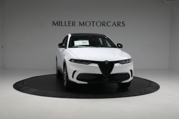 New 2024 Alfa Romeo Tonale Veloce for sale $56,640 at Alfa Romeo of Westport in Westport CT 06880 17