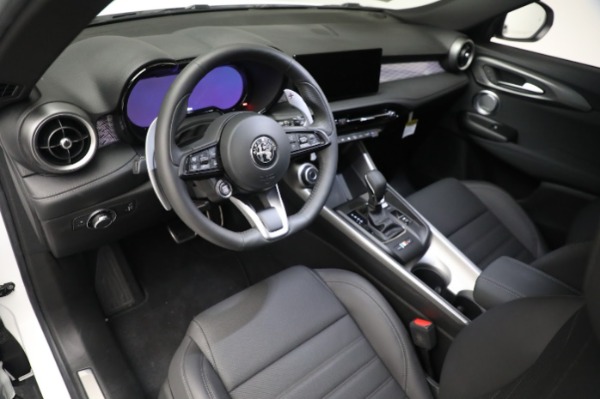 New 2024 Alfa Romeo Tonale Veloce for sale $56,640 at Alfa Romeo of Westport in Westport CT 06880 28
