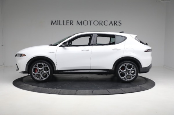 New 2024 Alfa Romeo Tonale Veloce for sale $56,640 at Alfa Romeo of Westport in Westport CT 06880 4