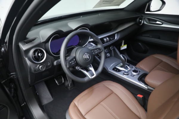 New 2024 Alfa Romeo Stelvio Ti for sale $55,230 at Alfa Romeo of Westport in Westport CT 06880 23