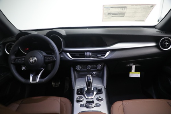 New 2024 Alfa Romeo Stelvio Ti for sale $55,230 at Alfa Romeo of Westport in Westport CT 06880 28