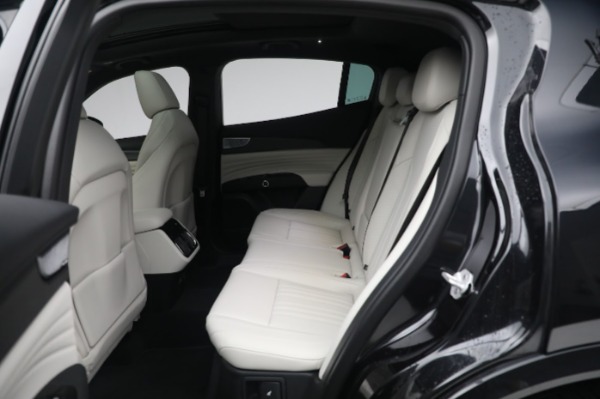 New 2023 Maserati Grecale Modena for sale $88,301 at Alfa Romeo of Westport in Westport CT 06880 24
