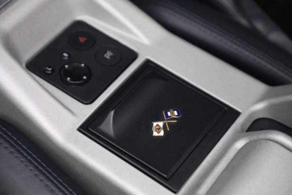 Used 2001 Ferrari 360 Spider for sale $139,900 at Alfa Romeo of Westport in Westport CT 06880 27