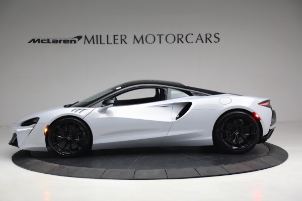New 2023 McLaren Artura TechLux for sale $279,835 at Alfa Romeo of Westport in Westport CT 06880 3