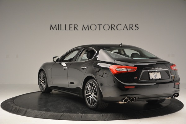 Used 2016 Maserati Ghibli S Q4  EX-LOANER for sale Sold at Alfa Romeo of Westport in Westport CT 06880 5