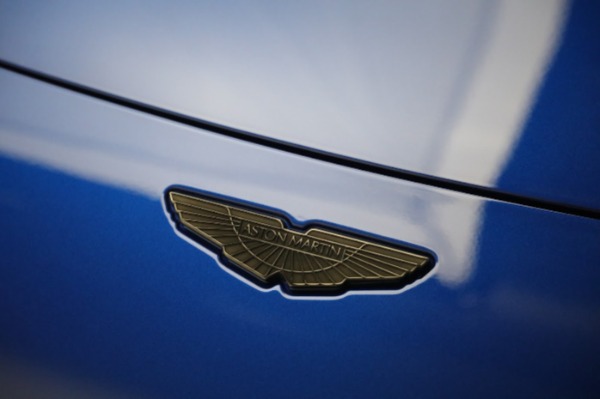 New 2023 Aston Martin Vantage V8 for sale $203,286 at Alfa Romeo of Westport in Westport CT 06880 24