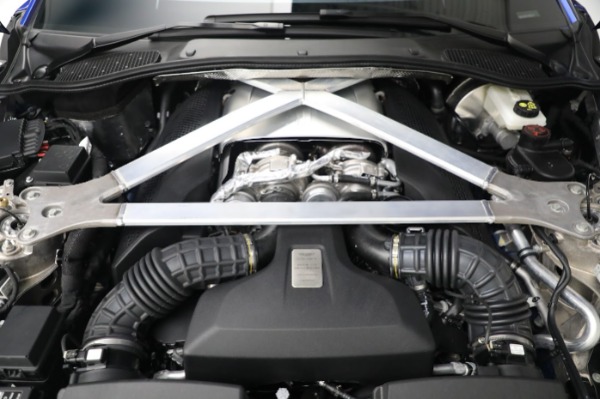 New 2023 Aston Martin Vantage V8 for sale $203,286 at Alfa Romeo of Westport in Westport CT 06880 25
