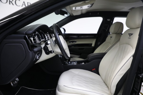 Used 2017 Bentley Mulsanne Extended Wheelbase for sale $259,900 at Alfa Romeo of Westport in Westport CT 06880 18
