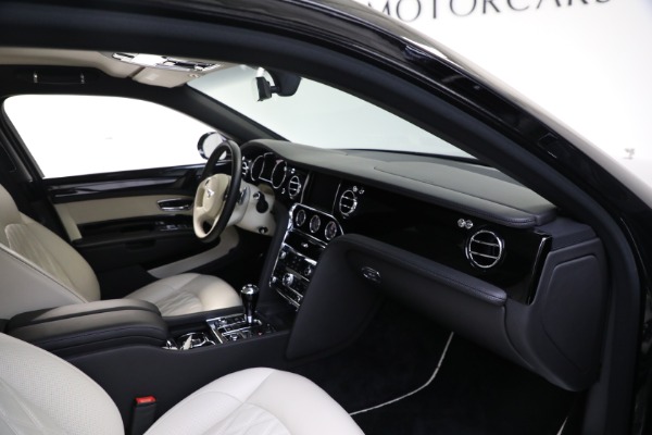 Used 2017 Bentley Mulsanne Extended Wheelbase for sale Sold at Alfa Romeo of Westport in Westport CT 06880 22