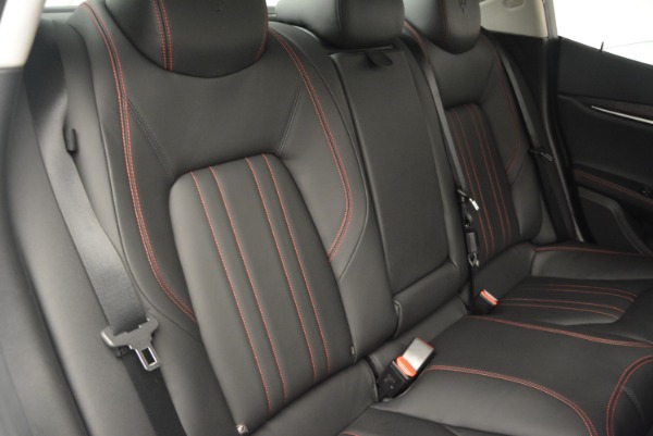 Used 2016 Maserati Ghibli S Q4 EX-LOANER for sale Sold at Alfa Romeo of Westport in Westport CT 06880 24