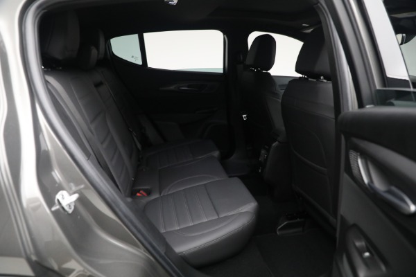 New 2024 Alfa Romeo Tonale Ti for sale $54,450 at Alfa Romeo of Westport in Westport CT 06880 22