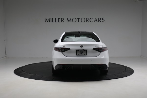 New 2024 Alfa Romeo Giulia Veloce for sale $53,940 at Alfa Romeo of Westport in Westport CT 06880 11