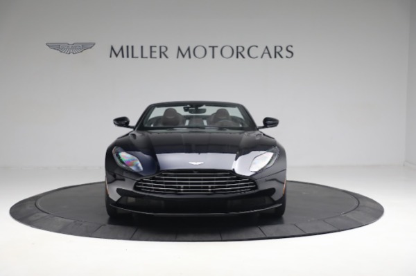Used 2020 Aston Martin DB11 Volante for sale $148,900 at Alfa Romeo of Westport in Westport CT 06880 11