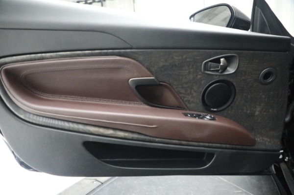 Used 2020 Aston Martin DB11 Volante for sale $148,900 at Alfa Romeo of Westport in Westport CT 06880 23