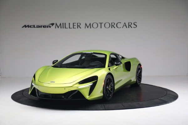 New 2023 McLaren Artura Vision for sale $277,875 at Alfa Romeo of Westport in Westport CT 06880 1
