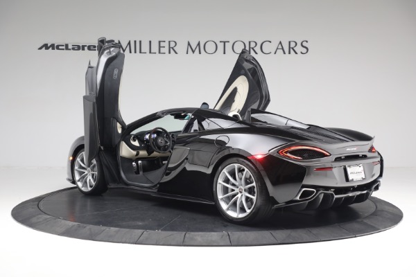 Used 2018 McLaren 570S Spider for sale Sold at Alfa Romeo of Westport in Westport CT 06880 15