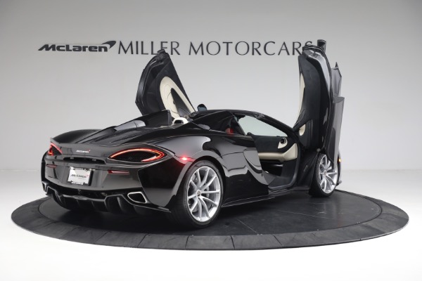 Used 2018 McLaren 570S Spider for sale Sold at Alfa Romeo of Westport in Westport CT 06880 17
