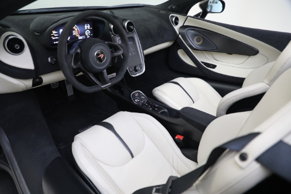 Used 2018 McLaren 570S Spider for sale Sold at Alfa Romeo of Westport in Westport CT 06880 28