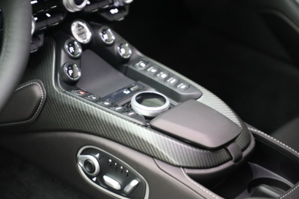 New 2023 Aston Martin Vantage V8 for sale $202,286 at Alfa Romeo of Westport in Westport CT 06880 17