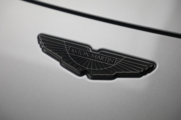 New 2023 Aston Martin Vantage V8 for sale $202,286 at Alfa Romeo of Westport in Westport CT 06880 26