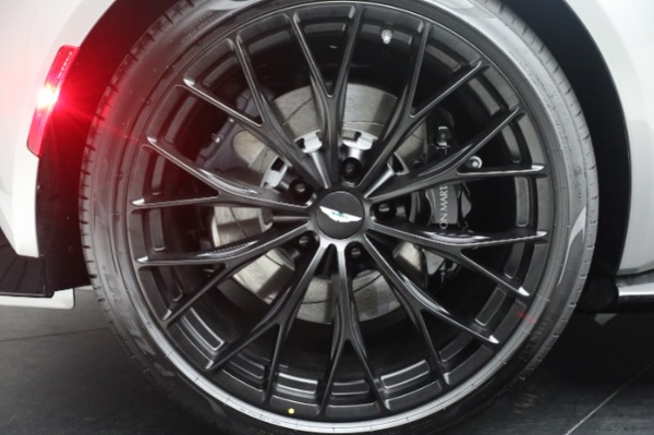New 2023 Aston Martin Vantage V8 for sale $202,286 at Alfa Romeo of Westport in Westport CT 06880 27