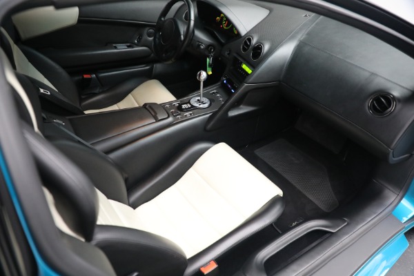 Used 2003 Lamborghini Murcielago for sale Sold at Alfa Romeo of Westport in Westport CT 06880 24