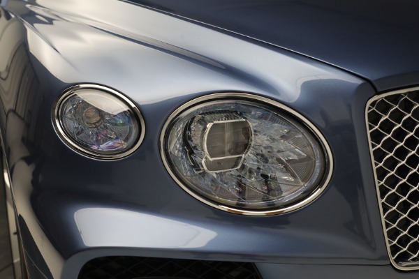 New 2023 Bentley Bentayga Hybrid for sale $250,740 at Alfa Romeo of Westport in Westport CT 06880 19