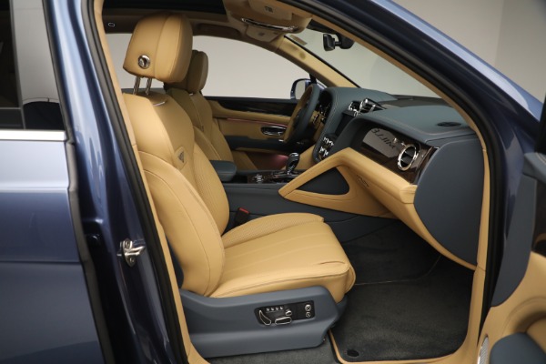 New 2023 Bentley Bentayga Hybrid for sale $250,740 at Alfa Romeo of Westport in Westport CT 06880 27