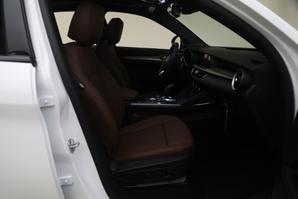 New 2024 Alfa Romeo Stelvio Ti for sale $54,570 at Alfa Romeo of Westport in Westport CT 06880 25