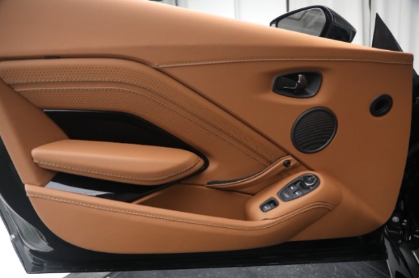 New 2023 Aston Martin Vantage V8 for sale $209,886 at Alfa Romeo of Westport in Westport CT 06880 23