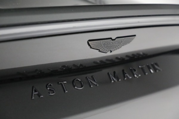 New 2023 Aston Martin Vantage V8 for sale $209,886 at Alfa Romeo of Westport in Westport CT 06880 28