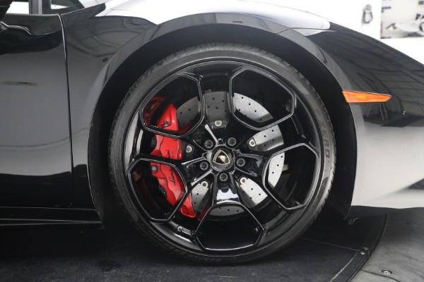 Used 2015 Lamborghini Huracan LP 610-4 for sale $216,900 at Alfa Romeo of Westport in Westport CT 06880 15