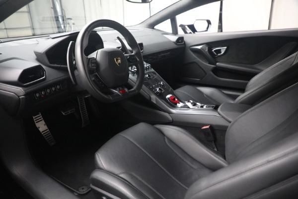 Used 2015 Lamborghini Huracan LP 610-4 for sale $216,900 at Alfa Romeo of Westport in Westport CT 06880 16