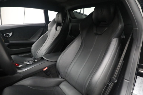 Used 2015 Lamborghini Huracan LP 610-4 for sale $216,900 at Alfa Romeo of Westport in Westport CT 06880 18
