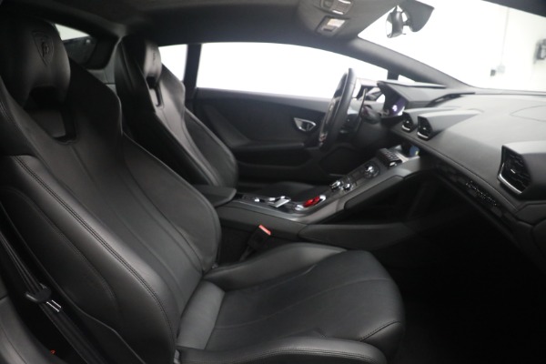 Used 2015 Lamborghini Huracan LP 610-4 for sale $216,900 at Alfa Romeo of Westport in Westport CT 06880 20