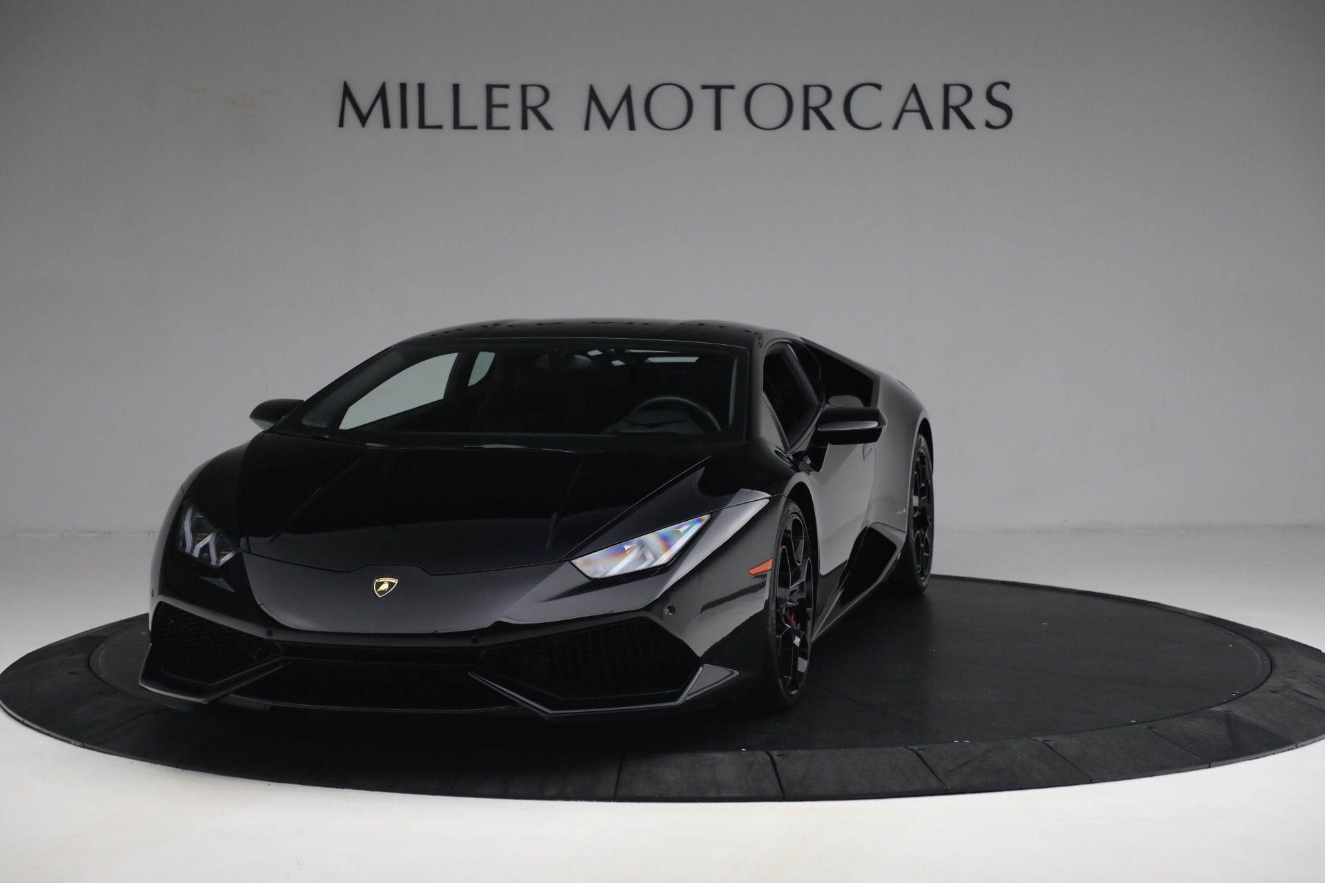 Used 2015 Lamborghini Huracan LP 610-4 for sale $216,900 at Alfa Romeo of Westport in Westport CT 06880 1