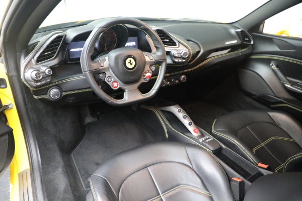 Used 2016 Ferrari 488 GTB for sale $249,900 at Alfa Romeo of Westport in Westport CT 06880 13