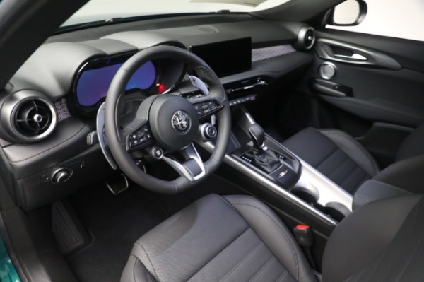 New 2024 Alfa Romeo Tonale Veloce for sale $58,840 at Alfa Romeo of Westport in Westport CT 06880 24