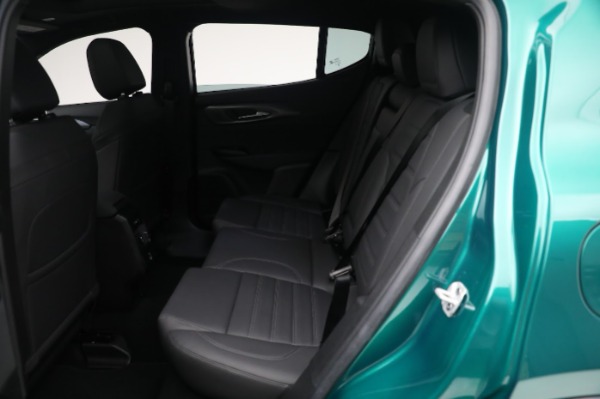 New 2024 Alfa Romeo Tonale Veloce for sale $58,840 at Alfa Romeo of Westport in Westport CT 06880 25