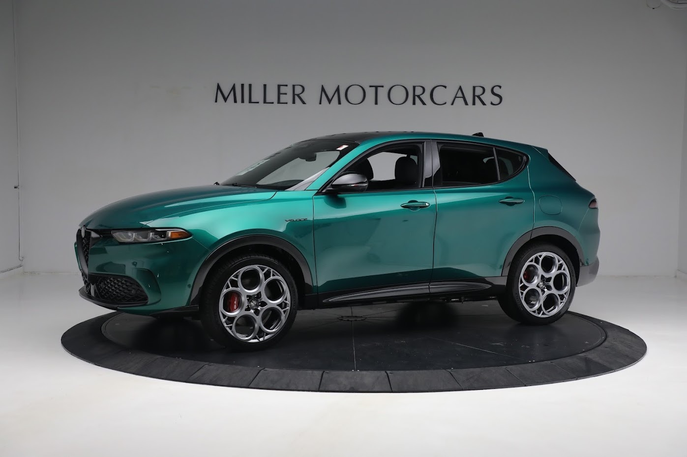 New 2024 Alfa Romeo Tonale Veloce for sale $58,840 at Alfa Romeo of Westport in Westport CT 06880 1