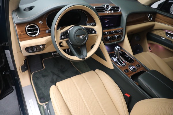 New 2023 Bentley Bentayga Azure Hybrid for sale $258,965 at Alfa Romeo of Westport in Westport CT 06880 19