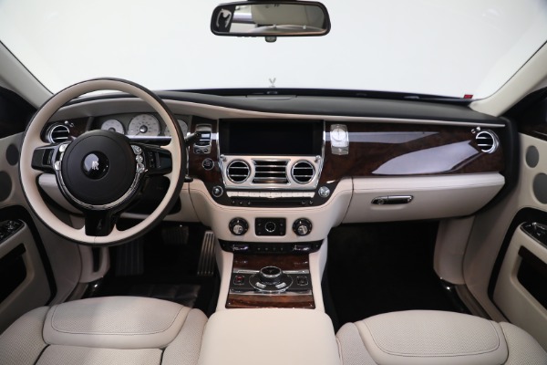 Used 2019 Rolls-Royce Ghost for sale $225,895 at Alfa Romeo of Westport in Westport CT 06880 4