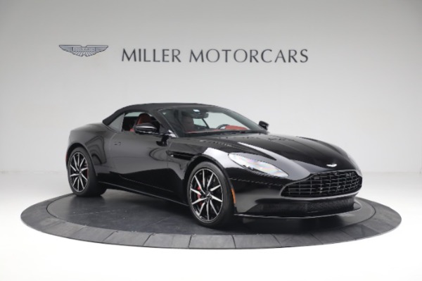 Used 2020 Aston Martin DB11 Volante for sale $139,900 at Alfa Romeo of Westport in Westport CT 06880 18