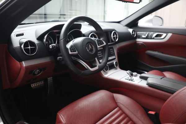 Used 2017 Mercedes-Benz SL-Class SL 450 for sale $62,900 at Alfa Romeo of Westport in Westport CT 06880 27