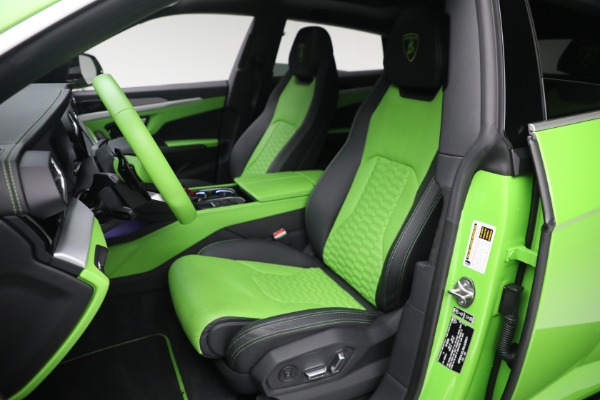 Used 2022 Lamborghini Urus for sale $269,900 at Alfa Romeo of Westport in Westport CT 06880 14