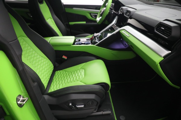 Used 2022 Lamborghini Urus for sale $269,900 at Alfa Romeo of Westport in Westport CT 06880 22