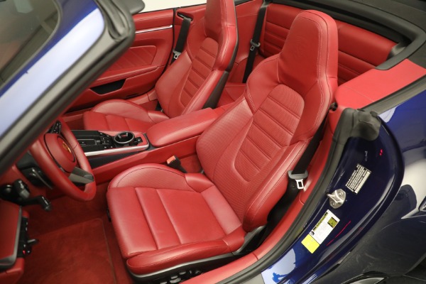 Used 2022 Porsche 911 Turbo S for sale $261,900 at Alfa Romeo of Westport in Westport CT 06880 20